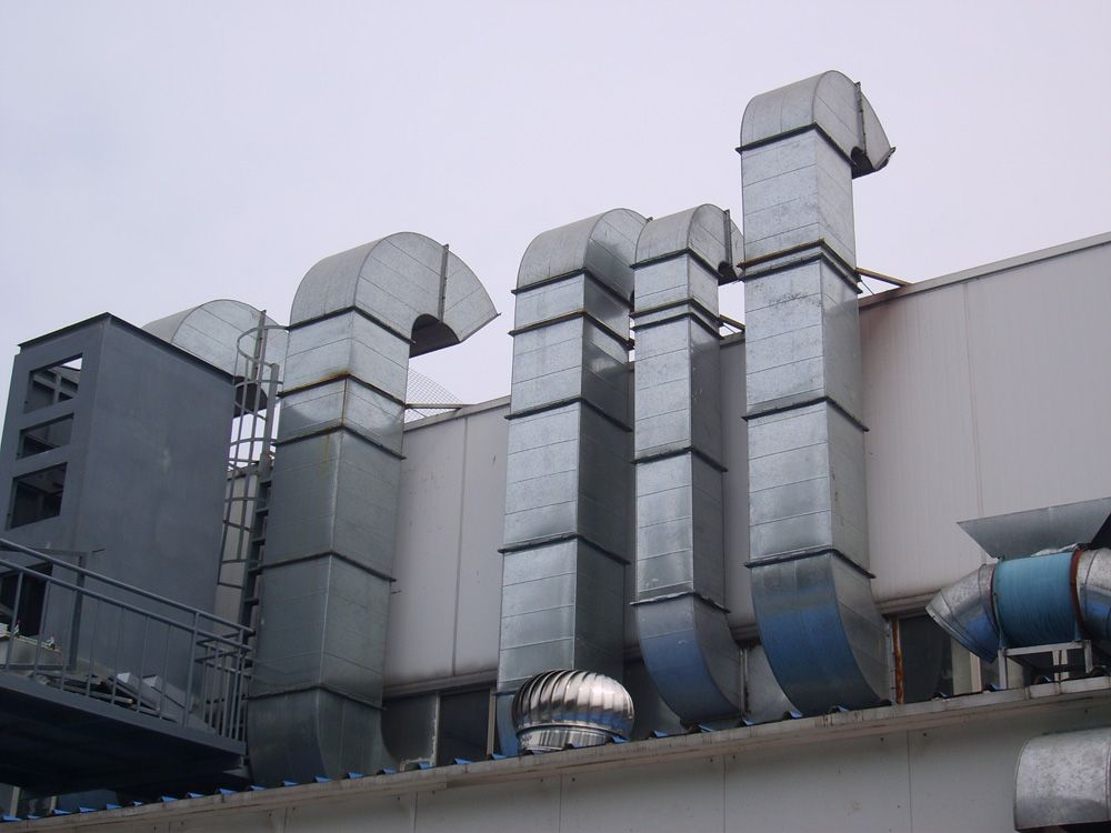山東燒烤城排煙工程